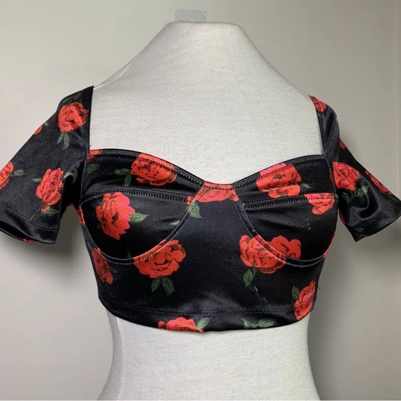 MOTEL ROCKS Yoona Crop Top Black Floral Satin Stretch Rose Size Small UK 10 - Picture 3 of 9
